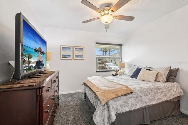 10820 43RD STREET N 902, Clearwater, FL 33762