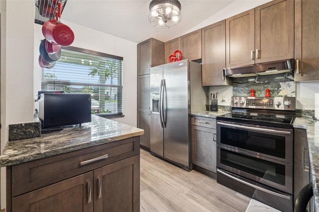 10820 43RD STREET N 902, Clearwater, FL 33762