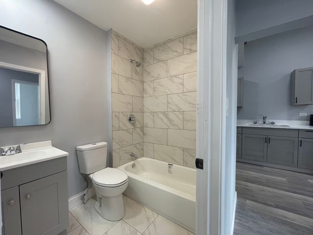 4910 W ARMITAGE Avenue 1R, Chicago, IL 60639