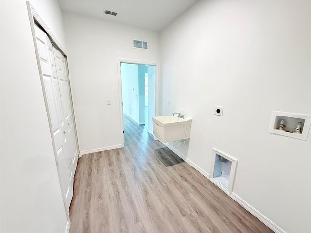 1074 KACERIK STREET, North Port, FL 34288