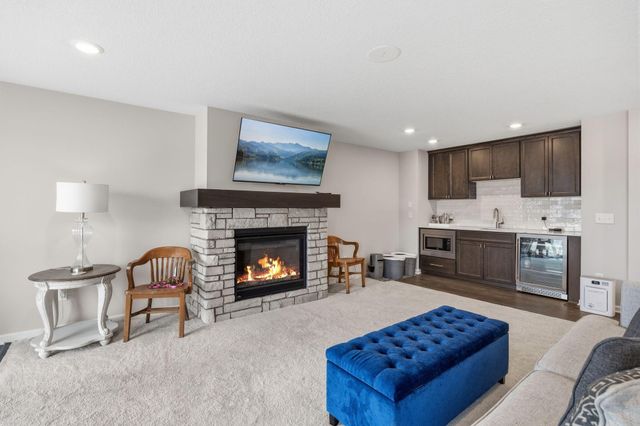 13301 Fondant Trail N, Hugo, MN 55038