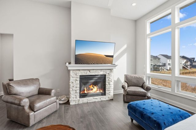 13301 Fondant Trail N, Hugo, MN 55038