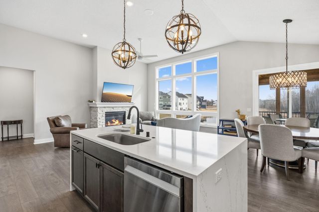 13301 Fondant Trail N, Hugo, MN 55038