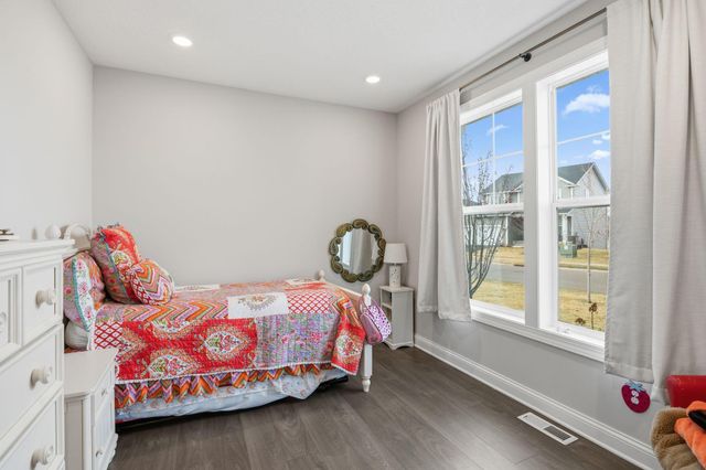 13301 Fondant Trail N, Hugo, MN 55038