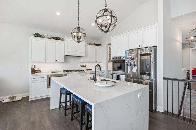 13301 Fondant Trail N, Hugo, MN 55038