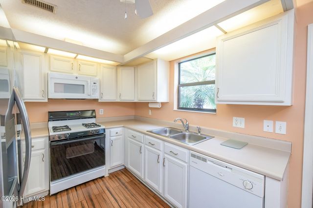 948 Birch Creek Drive, Wilmington, NC 28403