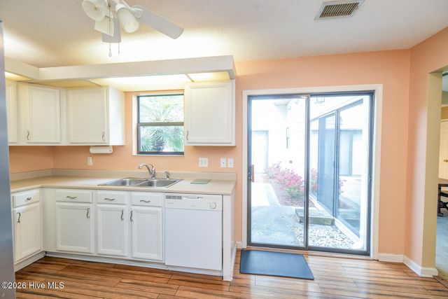 948 Birch Creek Drive, Wilmington, NC 28403