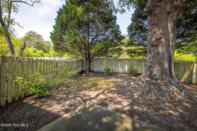 948 Birch Creek Drive, Wilmington, NC 28403