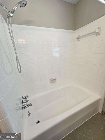 4111 Oak Drive, Valdosta, GA 31605