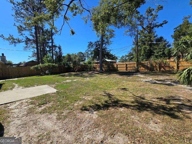 4111 Oak Drive, Valdosta, GA 31605