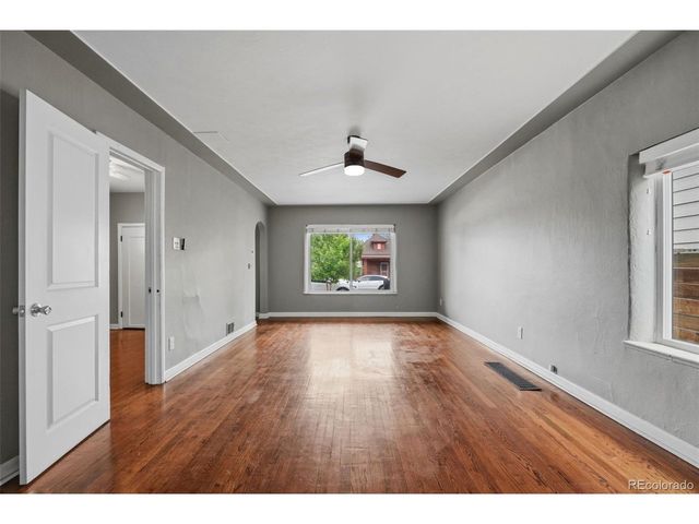 3737 Lipan St, Denver, CO 80211