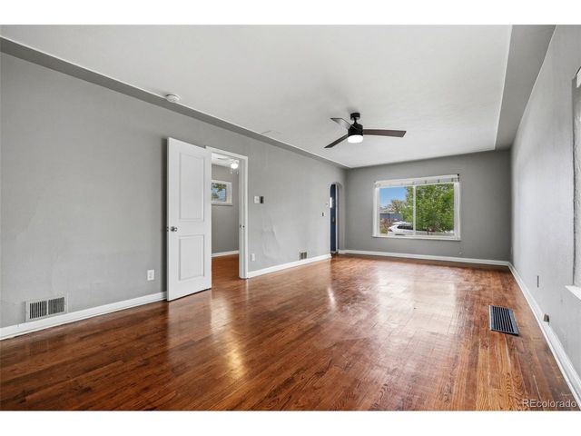 3737 Lipan St, Denver, CO 80211