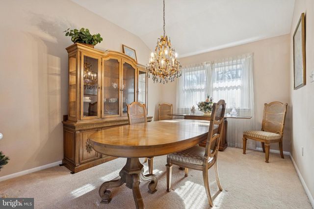 72 E HERON RD, Southampton, PA 18966