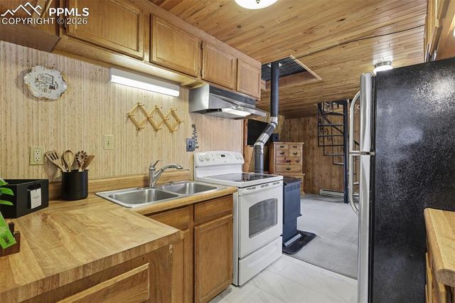 76 Pine Drive, Woodland Park, CO 80863