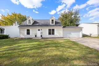 6890 West Avenue, Hanover Park, IL 60133