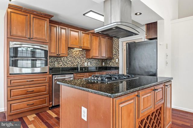 8903 EMORY GROVE RD, Gaithersburg, MD 20877