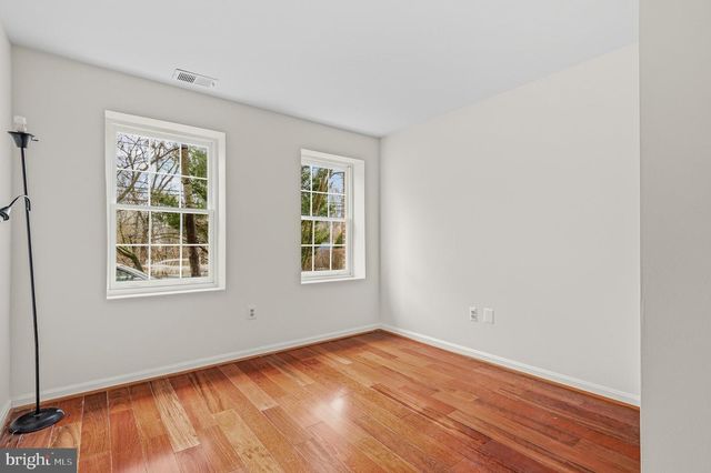 8903 EMORY GROVE RD, Gaithersburg, MD 20877