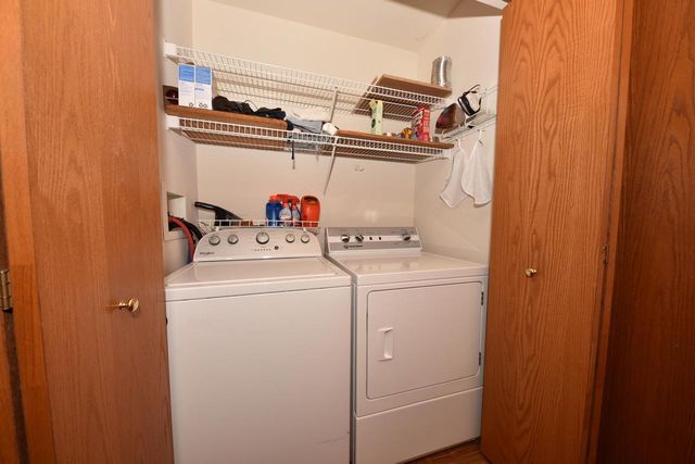 1875 Woodview CIRCLE, Port Washington, WI 53074