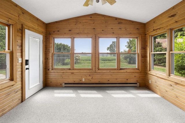 2421 W TWIN WILLOWS DRIVE, Appleton, WI 54914