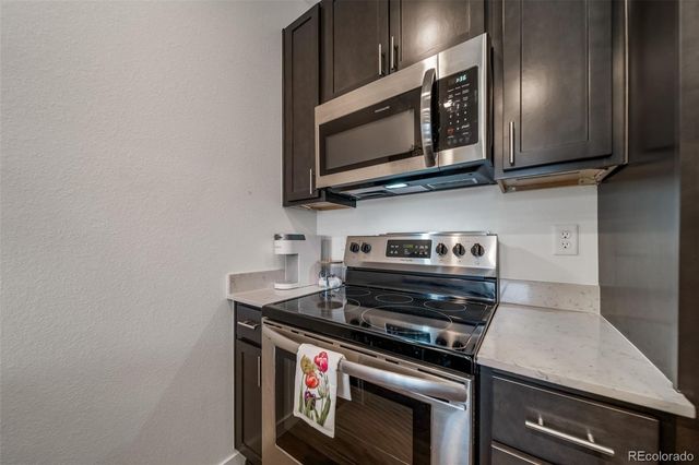 746 N Bersshine Court, Watkins, CO 80137