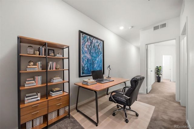 746 N Bersshine Court, Watkins, CO 80137