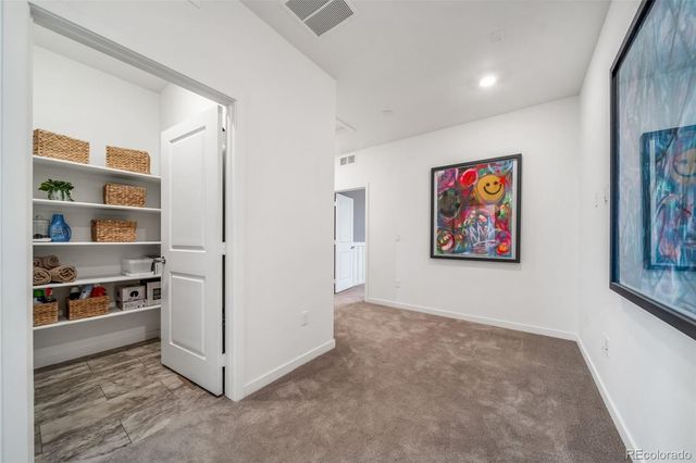 746 N Bersshine Court, Watkins, CO 80137