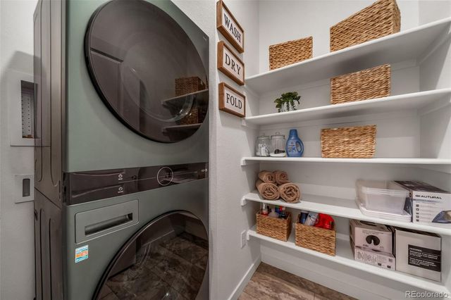 746 N Bersshine Court, Watkins, CO 80137