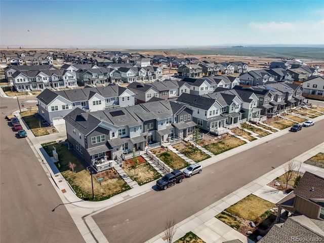 746 N Bersshine Court, Watkins, CO 80137