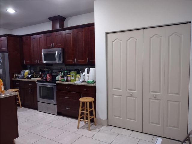 4819 SW 21st St, West Park, FL 33023