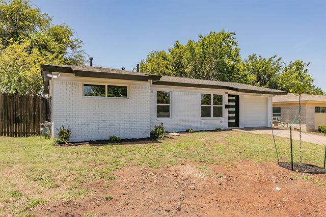 5704 Westcrest Drive, Fort Worth, TX 76134