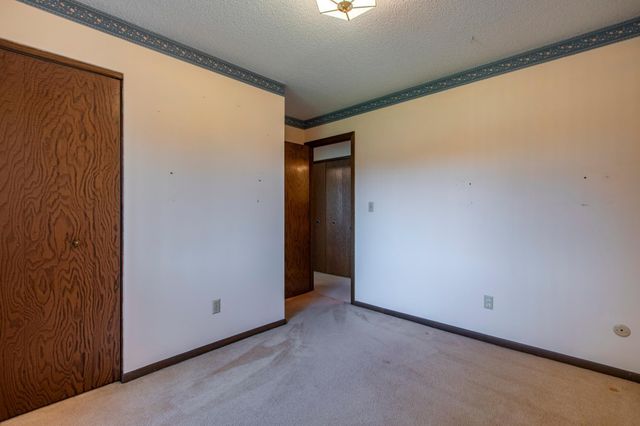 1654 Meadow Circle SE, Rochester, MN 55904