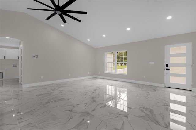 19060 SW 57TH PL, Dunnellon, FL 34432