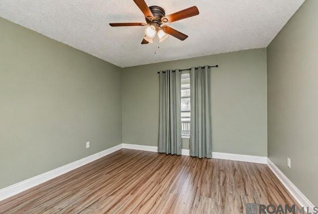 14162 Forest Glen Ln, Livingston, LA 70785