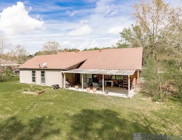 14162 Forest Glen Ln, Livingston, LA 70785