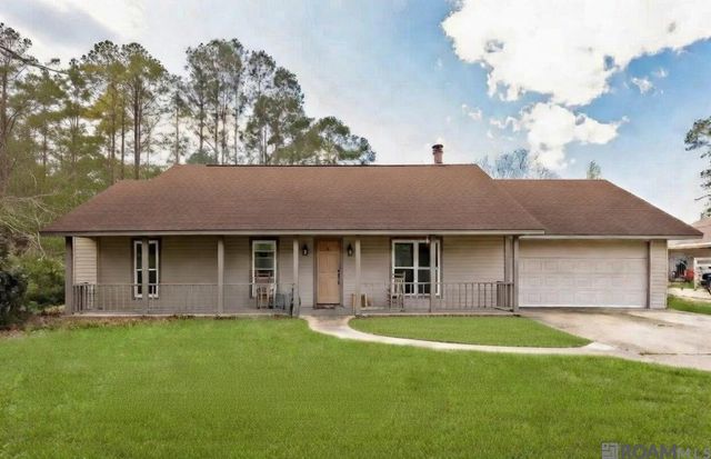 14162 Forest Glen Ln, Livingston, LA 70785