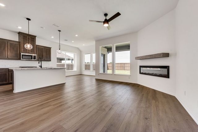 7545 Lavender Lane, Ponder, TX 76259