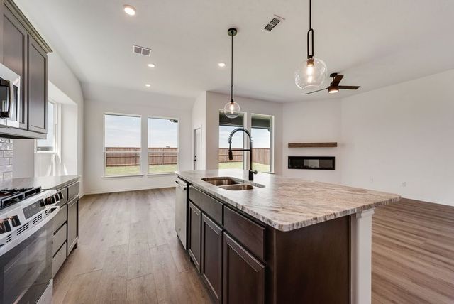 7545 Lavender Lane, Ponder, TX 76259