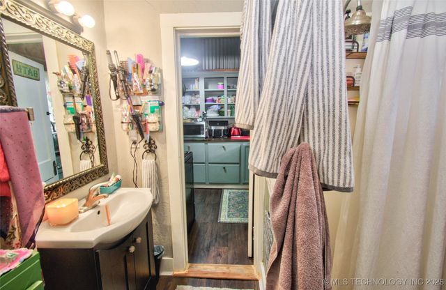 976 E Summit Street, Muskogee, OK 74403