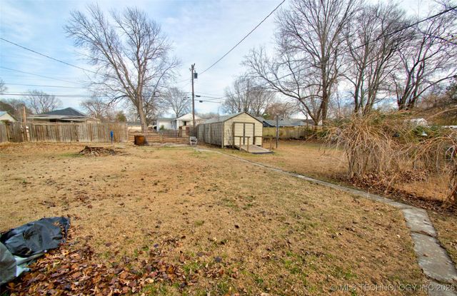 976 E Summit Street, Muskogee, OK 74403