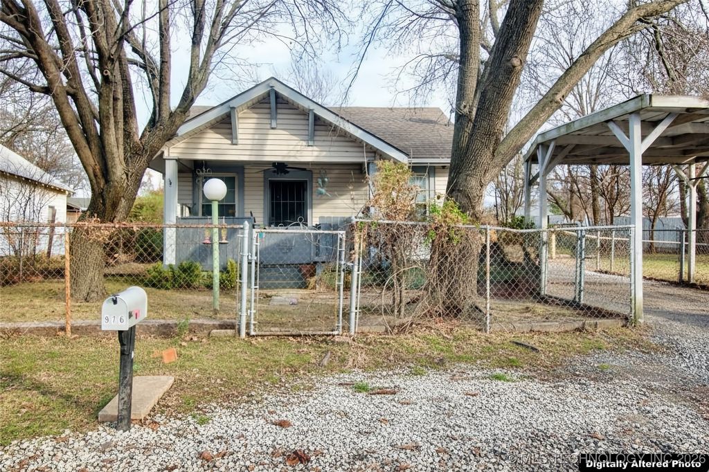 976 E Summit Street, Muskogee, OK 74403