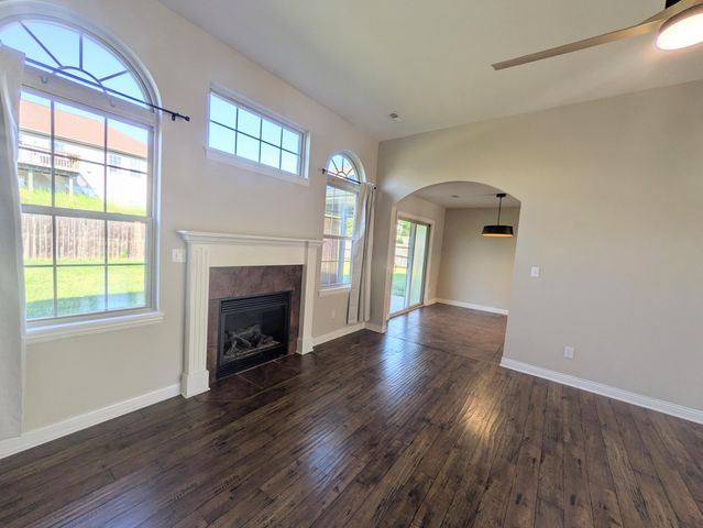 2601 QUARTZ LN, Columbia, MO 65202
