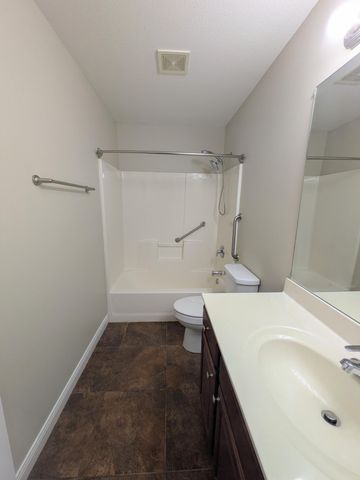 2601 QUARTZ LN, Columbia, MO 65202