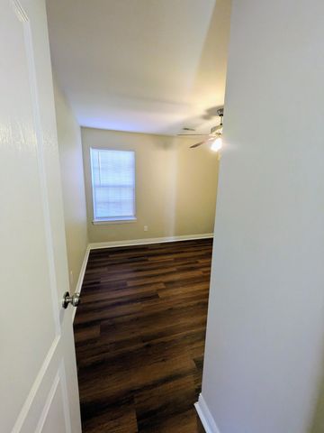 2601 QUARTZ LN, Columbia, MO 65202