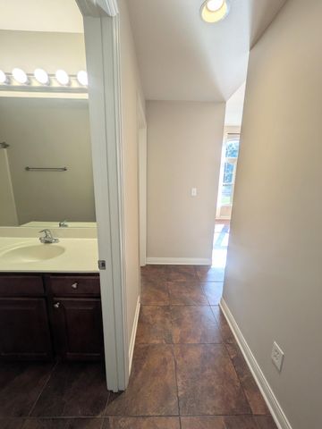 2601 QUARTZ LN, Columbia, MO 65202