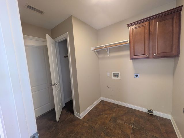 2601 QUARTZ LN, Columbia, MO 65202