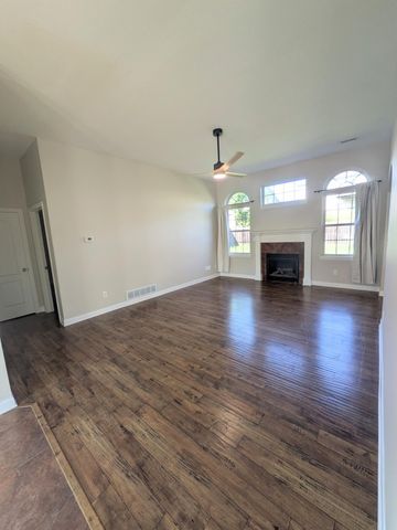 2601 QUARTZ LN, Columbia, MO 65202