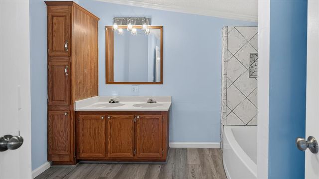 803 N Richland Road, Tuttle, OK 73089