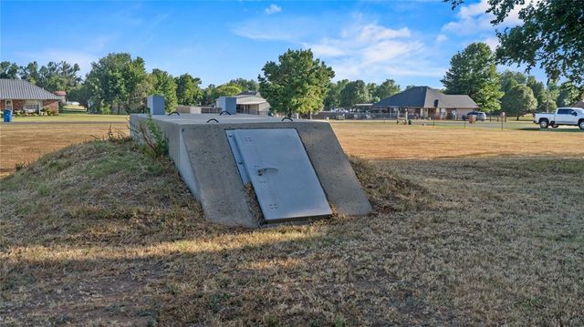 803 N Richland Road, Tuttle, OK 73089
