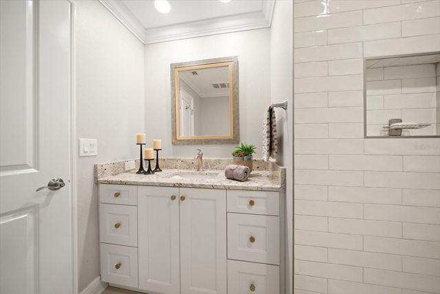 49 PELICAN PLACE, Belleair, FL 33756