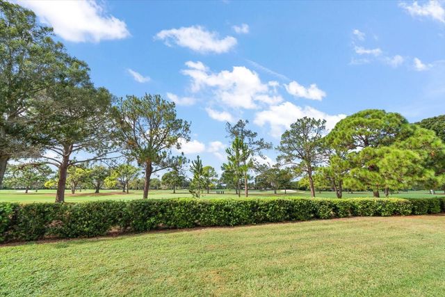 49 PELICAN PLACE, Belleair, FL 33756